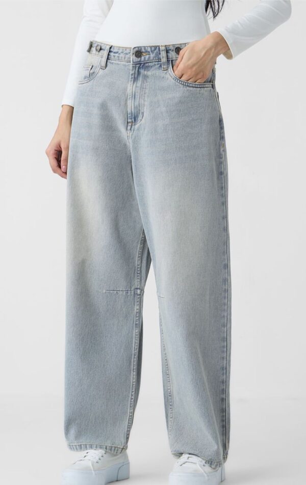 Women Mid-Rise Light Fade Stretchable Jeans