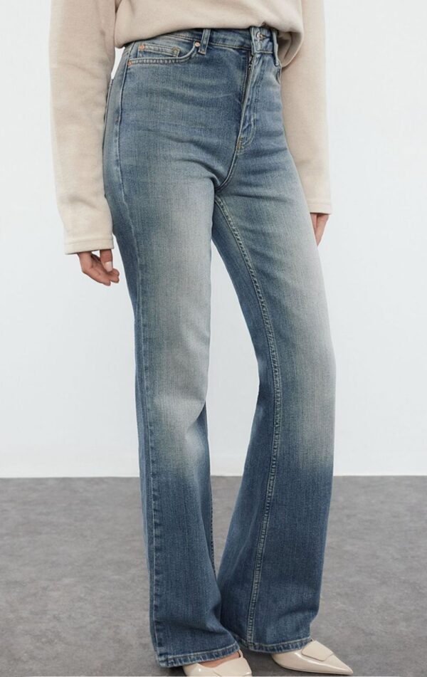 Women Bootcut Heavy Fade Jeans