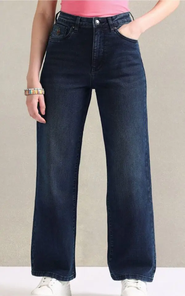 Women Straight Fit Jeans